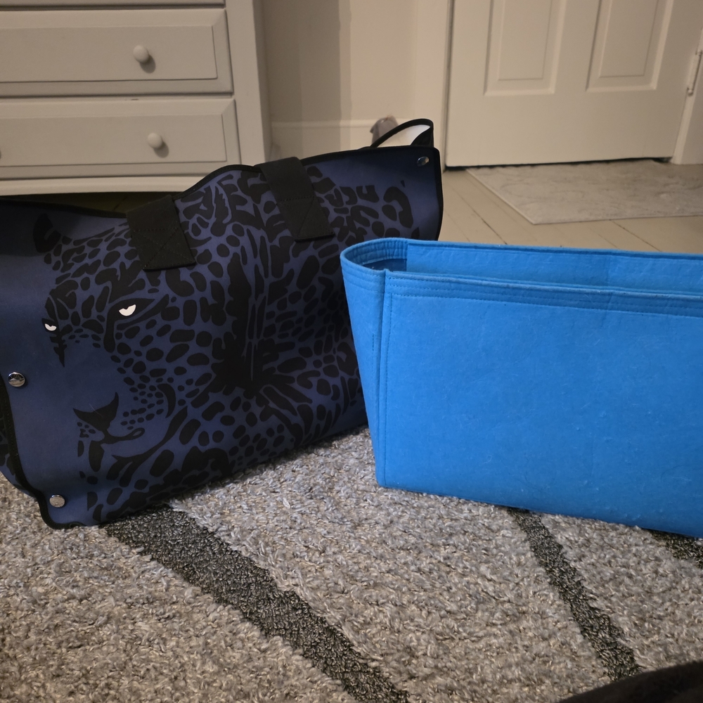 Authentic HERMES Leopard Large Canvas Tote! - Picture 8 of 13